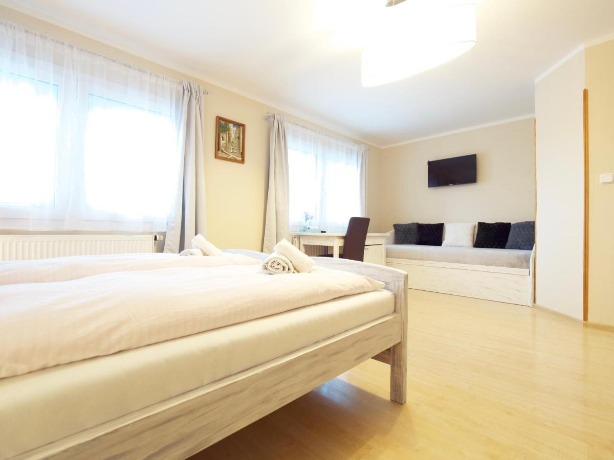 Zlaty Lev Hotell Svitavy Eksteriør bilde